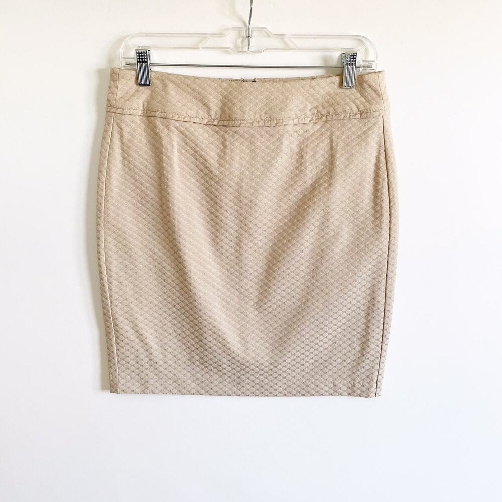 NWT Ecru Sand Textured Slim Pencil Skirt